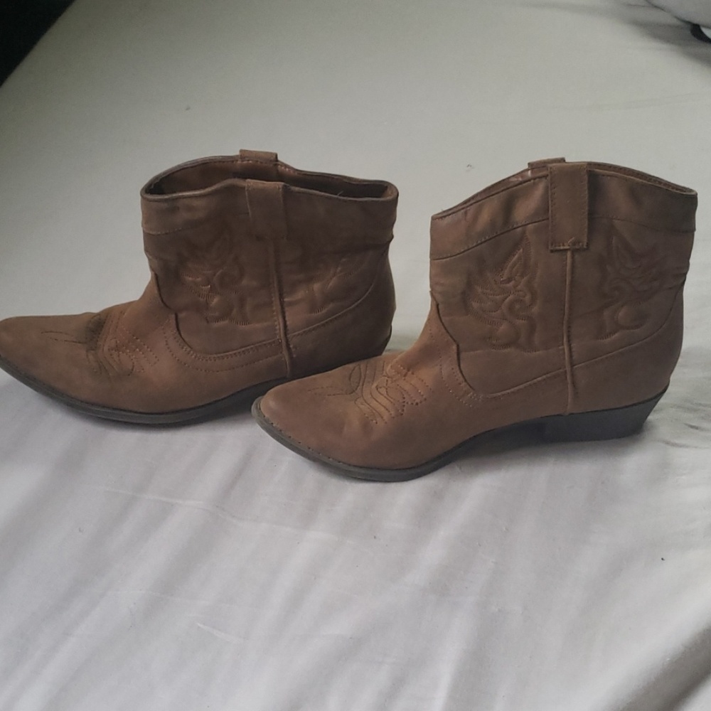 Size 8 boots